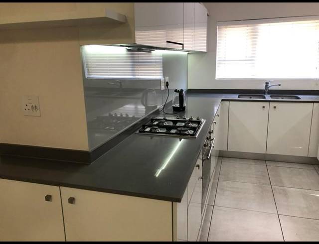 3 BEDROOM APARTMENT FOR SALE IN WATERFALL